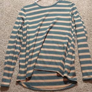 green american eagle long sleeve